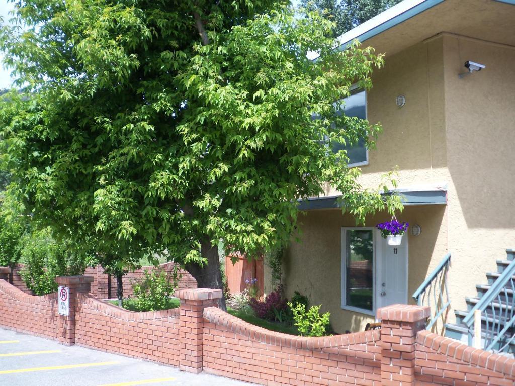 Lakeside Villa Inn&Suites Penticton Esterno foto