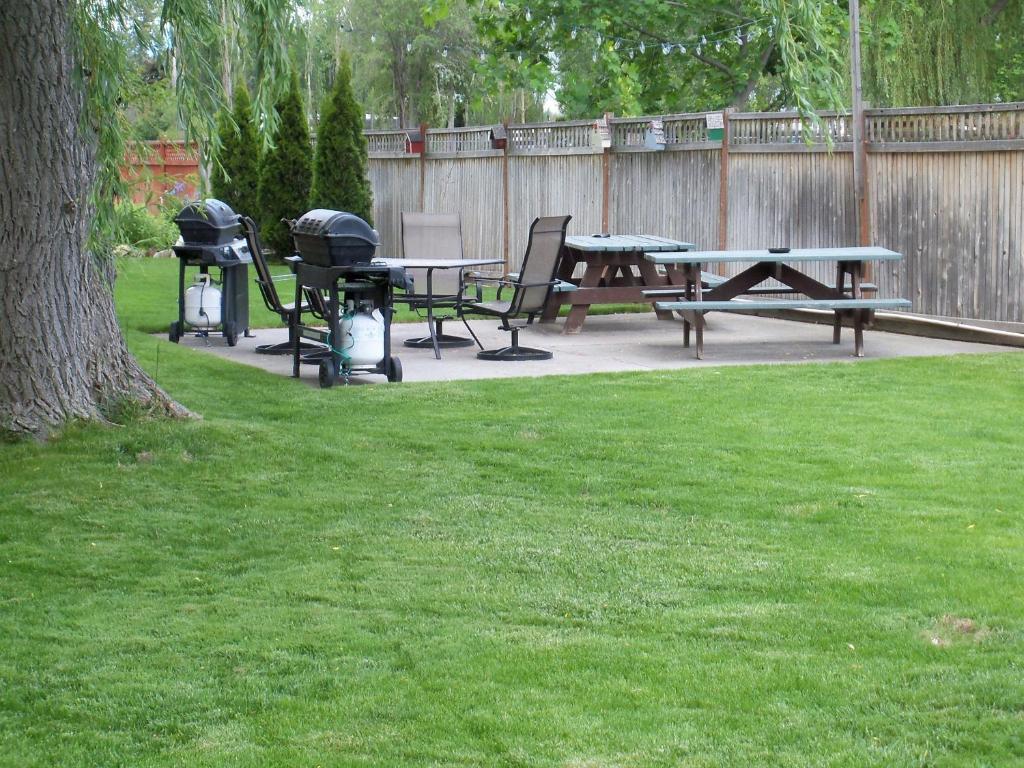 Lakeside Villa Inn&Suites Penticton Esterno foto