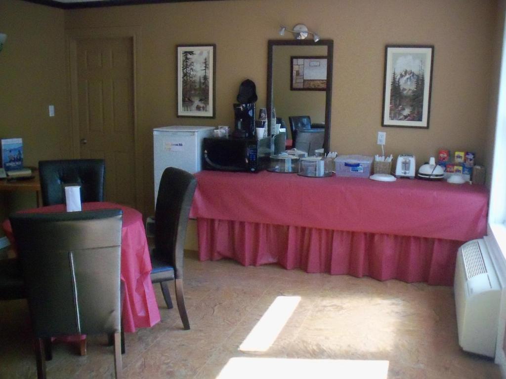 Lakeside Villa Inn&Suites Penticton Esterno foto