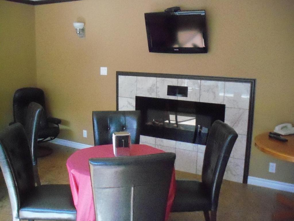 Lakeside Villa Inn&Suites Penticton Esterno foto